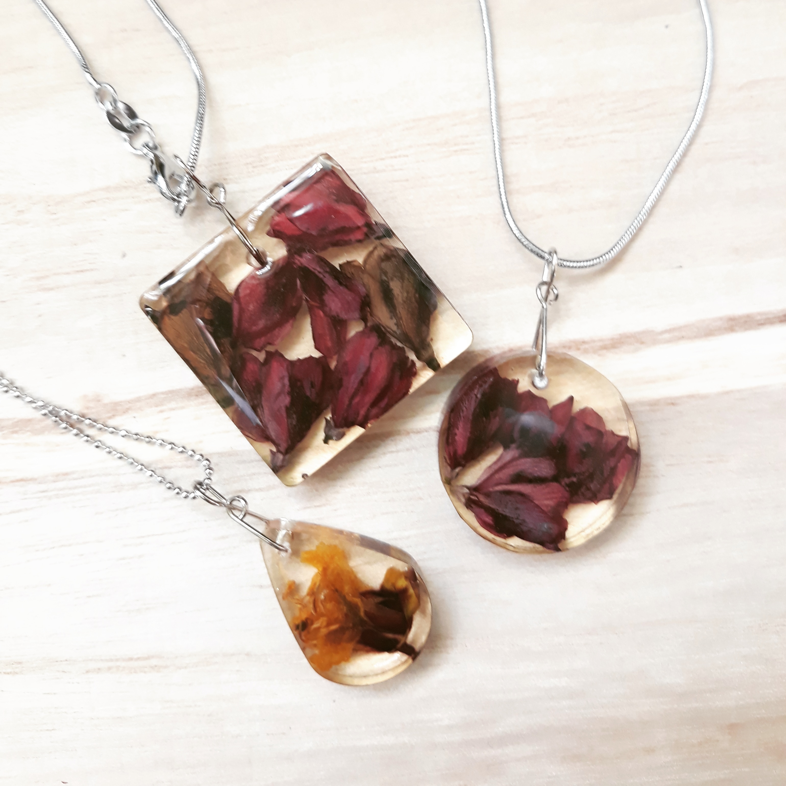 thefabulousscientist_pendant