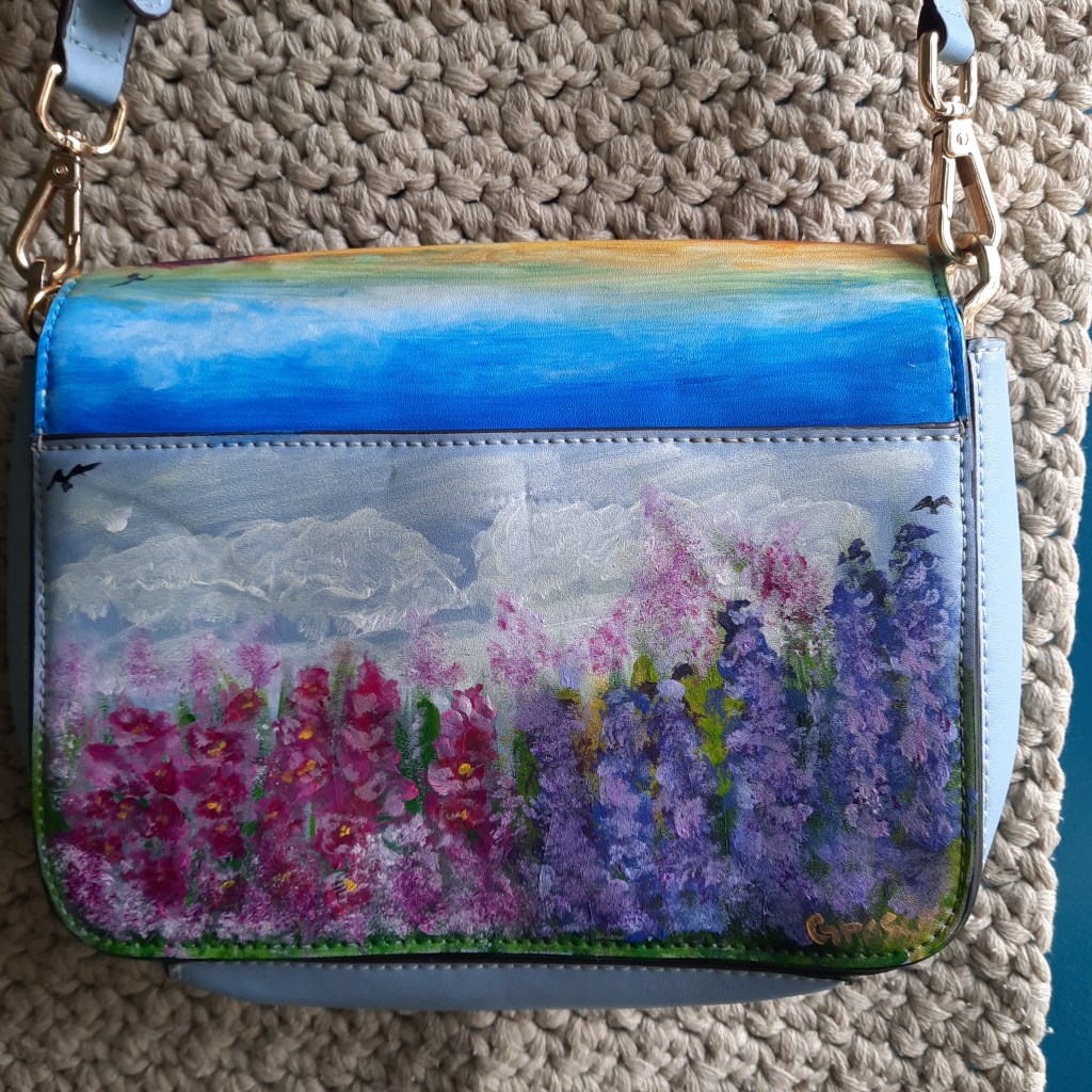 hand painted bag
acrylic art