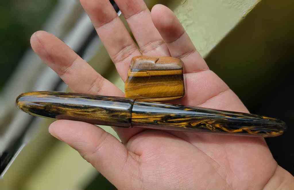 Asvine C80 chatoyant brown